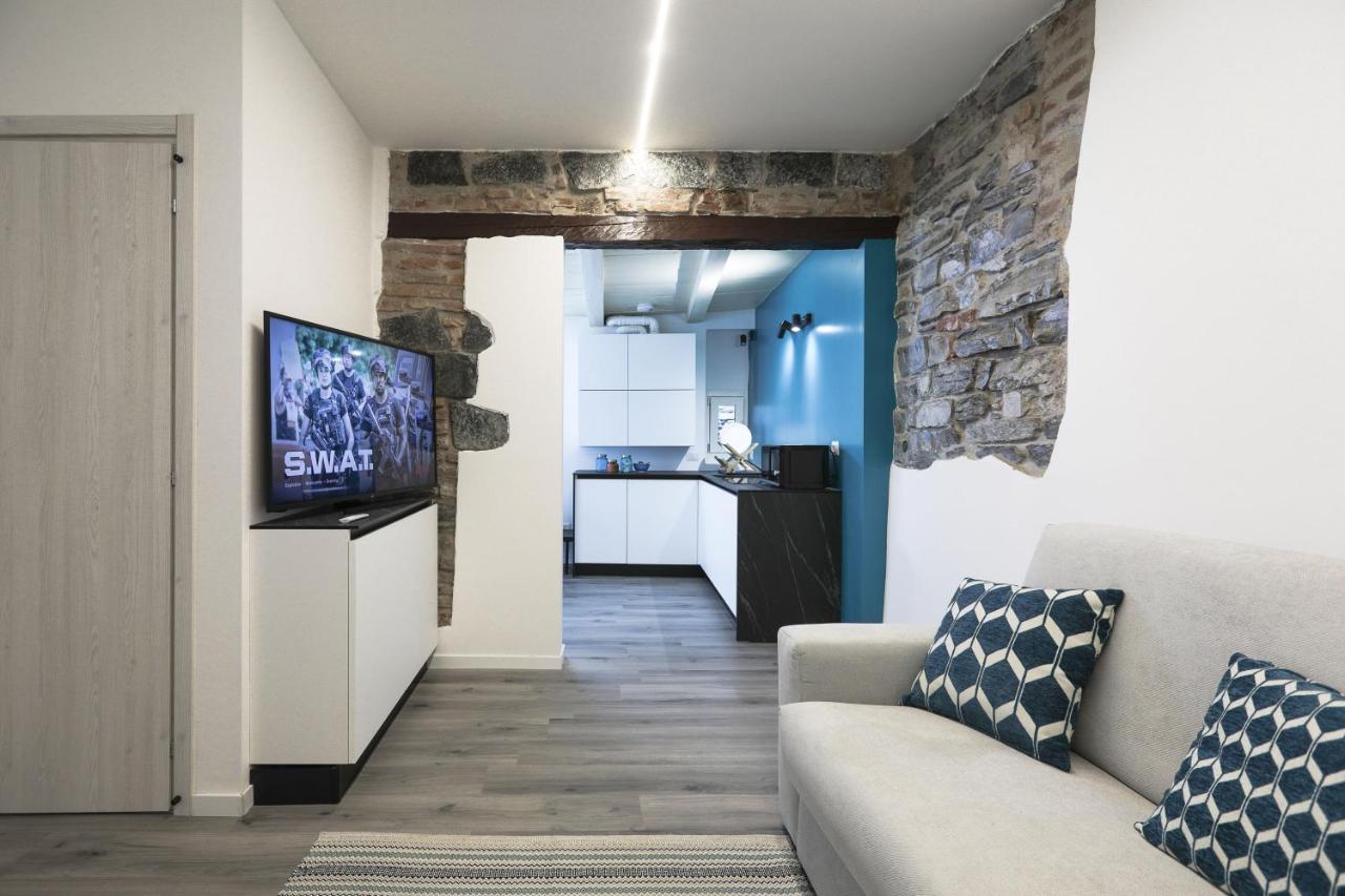 Blue Sapphire Como Cozy Flat In Center Of City Apartment Luaran gambar