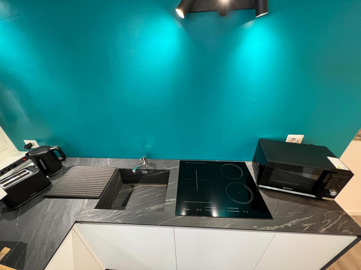 Blue Sapphire Como Cozy Flat In Center Of City Apartment Luaran gambar
