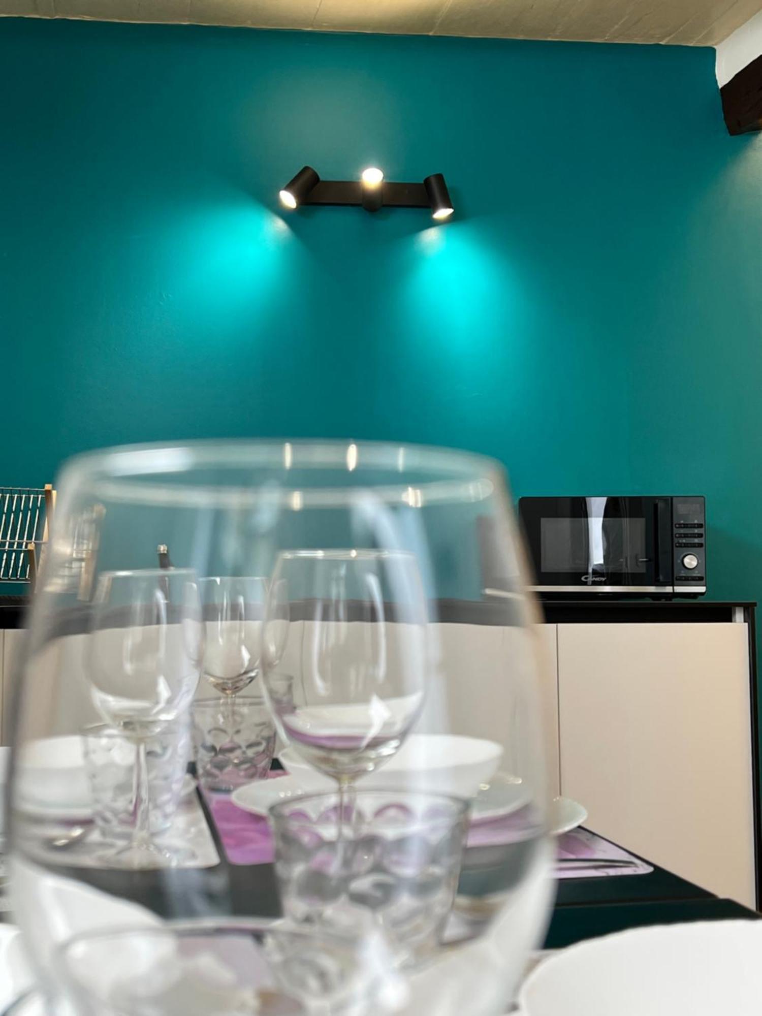 Blue Sapphire Como Cozy Flat In Center Of City Apartment Luaran gambar