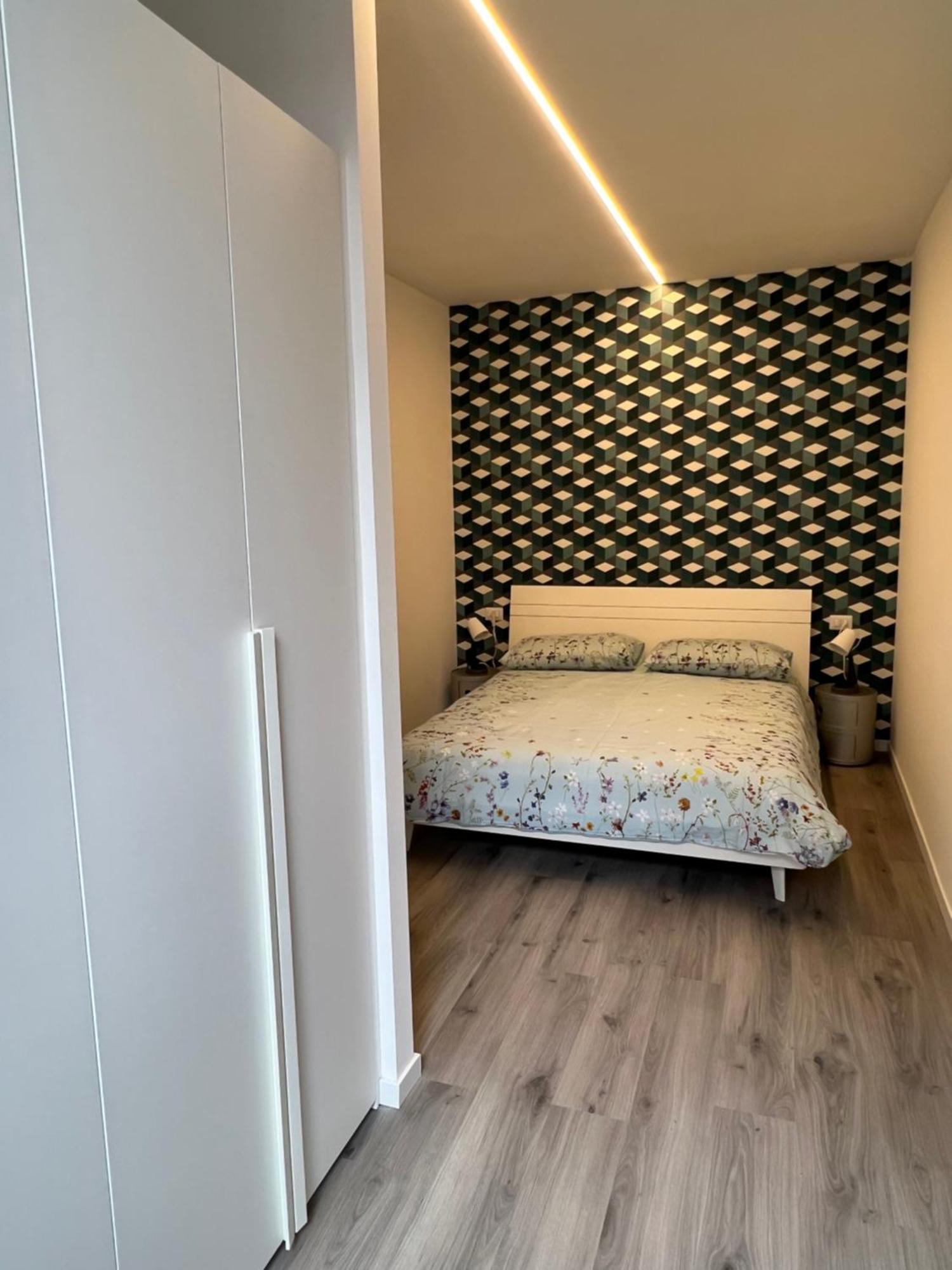 Blue Sapphire Como Cozy Flat In Center Of City Apartment Luaran gambar
